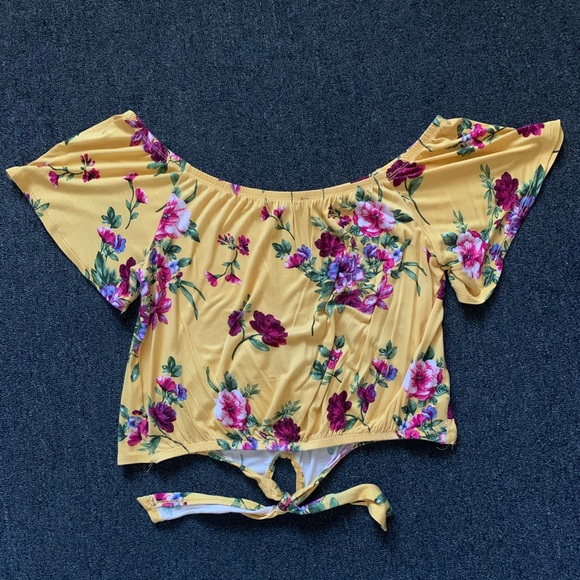 Ambiance off the shoulder floral top L - Picture 3 of 3